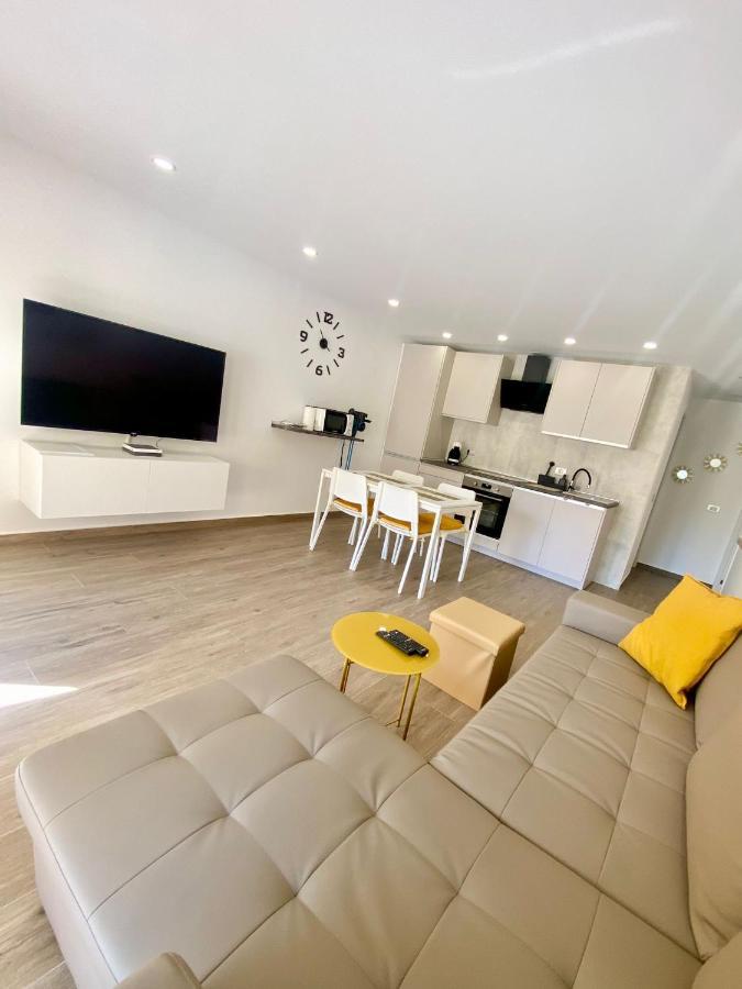 House Harvey J53 Mareverde Адехе Екстериор снимка