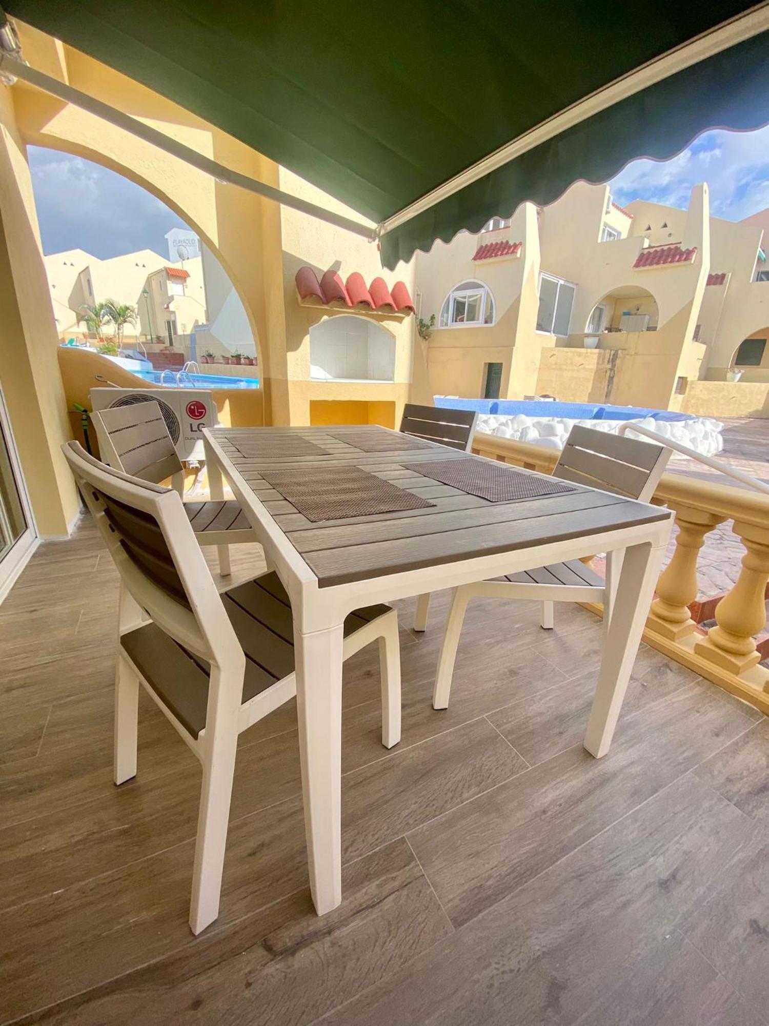 House Harvey J53 Mareverde Адехе Екстериор снимка
